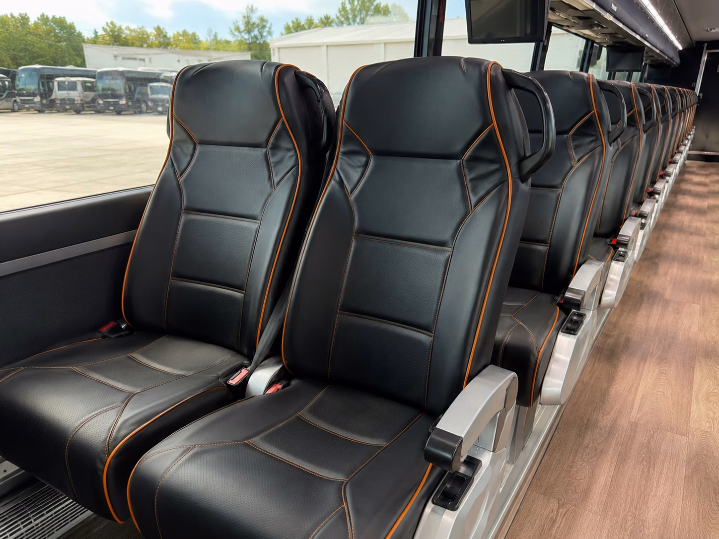 charter buses for large prom groups across miami dade county